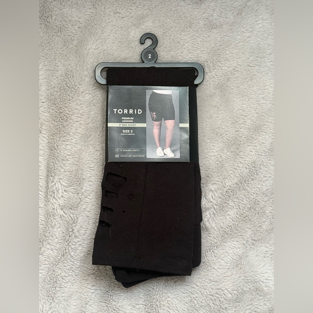 9 Inch Signature Waist Laser Cut Bike Short